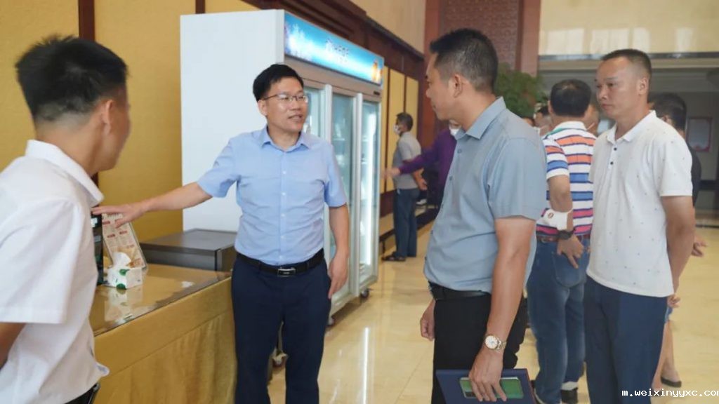 智能小厨“嘀”一声，鲜热美味“码”上来！扬翔布局新赛道呈亮点